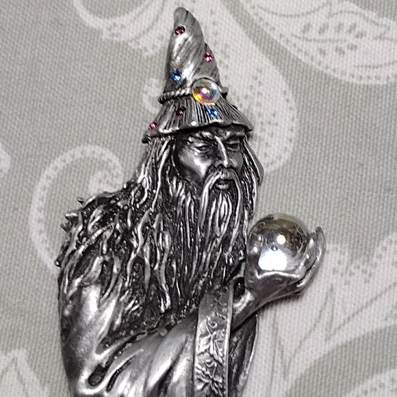 🎬Vintage🎬 Pewter Wizard Brooch - Picture 1 of 11